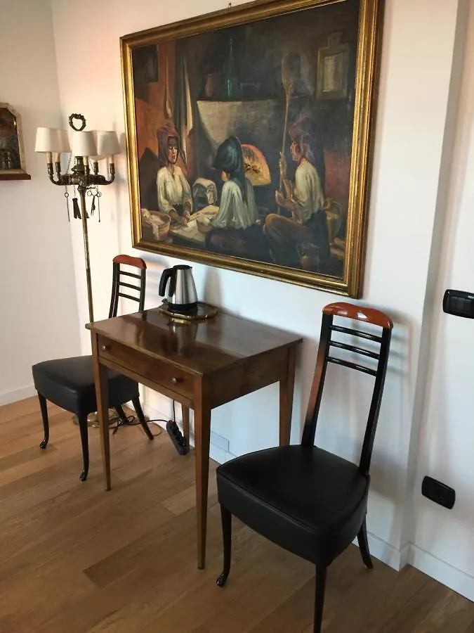 Suite Del Parco Monza 0*,